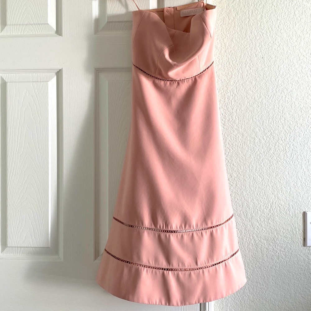 Keepsake The Label XS blush sleeveless midi dress. Worn once.